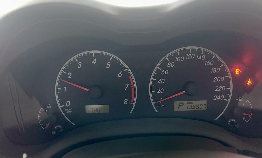 รหัสรถ AP5206 toyota altis รุ่น 1.8 E ปี 2010 สีบรอนซ์เงิน 13