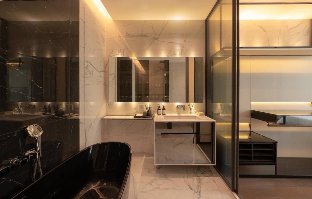 Beautiful unit in Thonglor for Sale or Rent 11