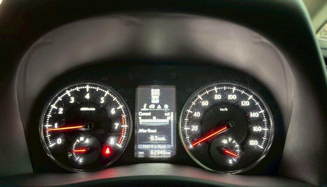 Toyota Vellfire 2.5Z ปี15 7