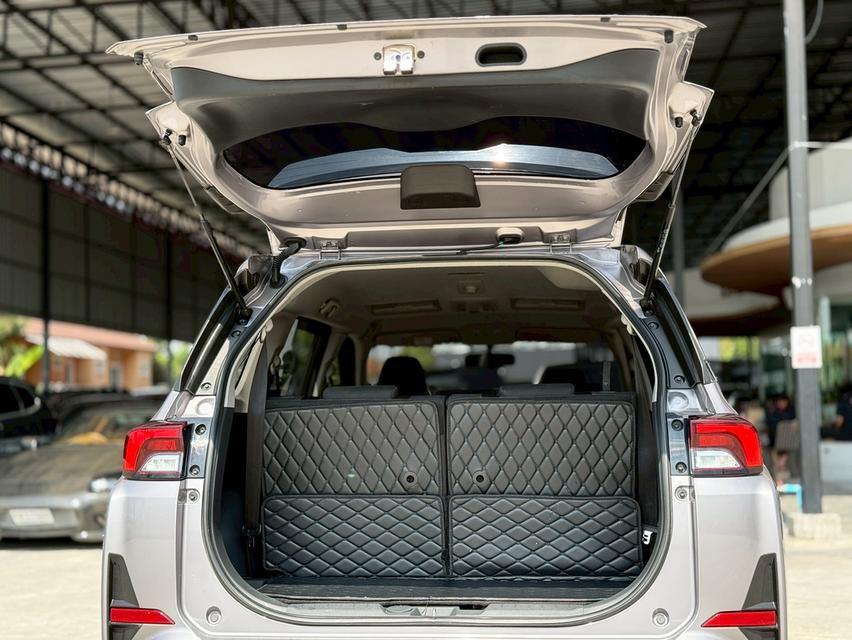 Toyota Veloz 1.5Smart ปี22 17