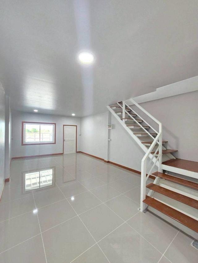 หมู่บ้านศรีประจักษ์4 11
