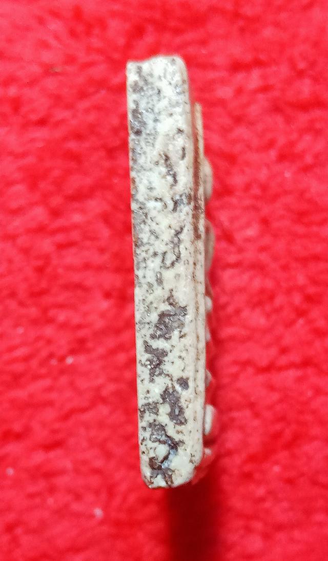 พระสมเด็จวัดระฆังพิมพ์ใหญ่เกศทะลุซุ้ม