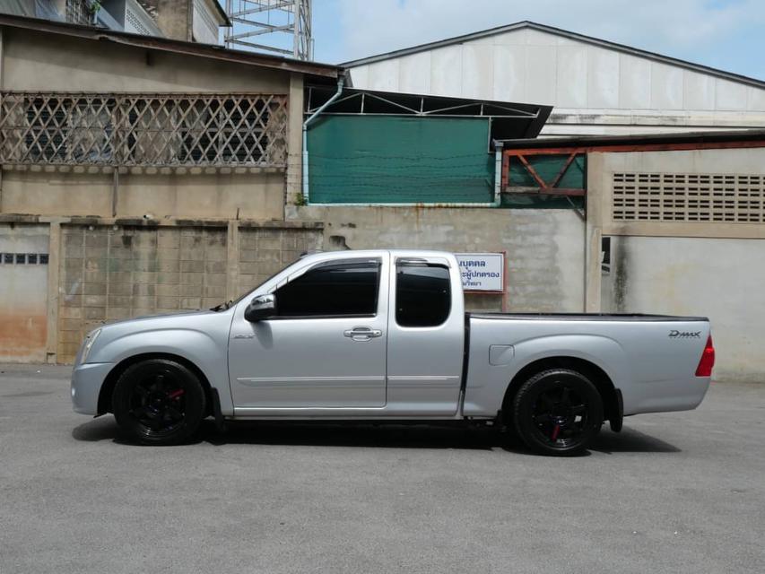 ISUZU D-Max 2.5SLX Platinum 3