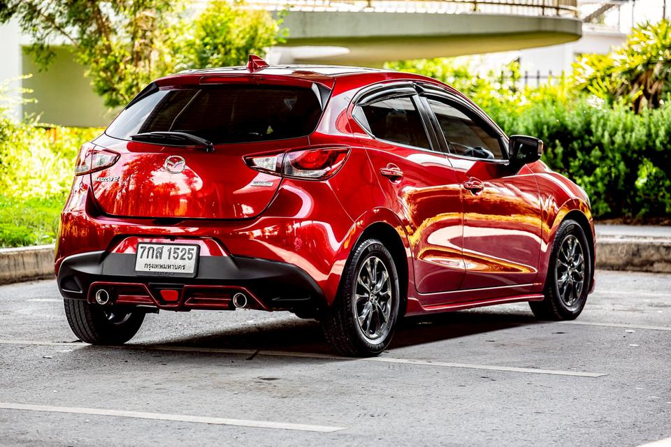 Mazda2 1.3 HighConnect Sport MNC ปี 2018 สีแดง