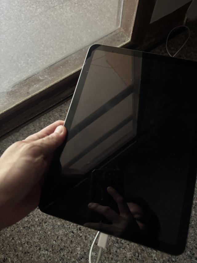 ขายๆๆๆถูกๆๆiPadAir5 M1 สีSpace Gray 256กิ๊ก Wifi Only ใช้งานดีทุกๆฟังชั่นสูนTrueทุกๆฟังชั่นรีสโตได้ตลอดไม่มีติดไอคราว Model TH/A ( จอสวยๆขาวจั๊วไม่เบร 7