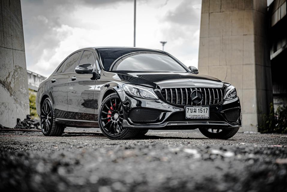 (แจ้งรหัสรถ CBL1517) Mercedes-Benz C350e 2.0 AMG Dynamic W205 AT 2018