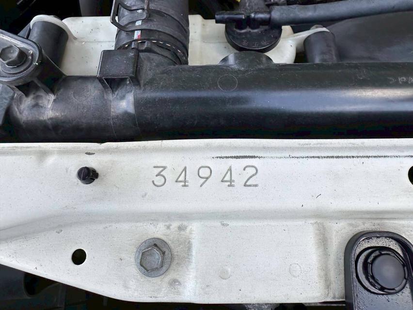 TOYOTA HILUX VIGO 2.7 VVT-i Open Cab เกียร์ M/T สีขาว ปี 2011 16