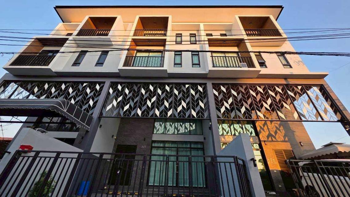 [ให้เช่า] ทาวน์โฮม 3.5 ชั้น หลังใหญ่ สวย โครงการไดมอนด์ วิลล์ ลาดพร้าว-วังหิน เฟอร์นิเจอร์ครบ พร้อมเข้าอยู่! ทำเลทอง เหมาะทั้งอยู่อาศัย อ 1