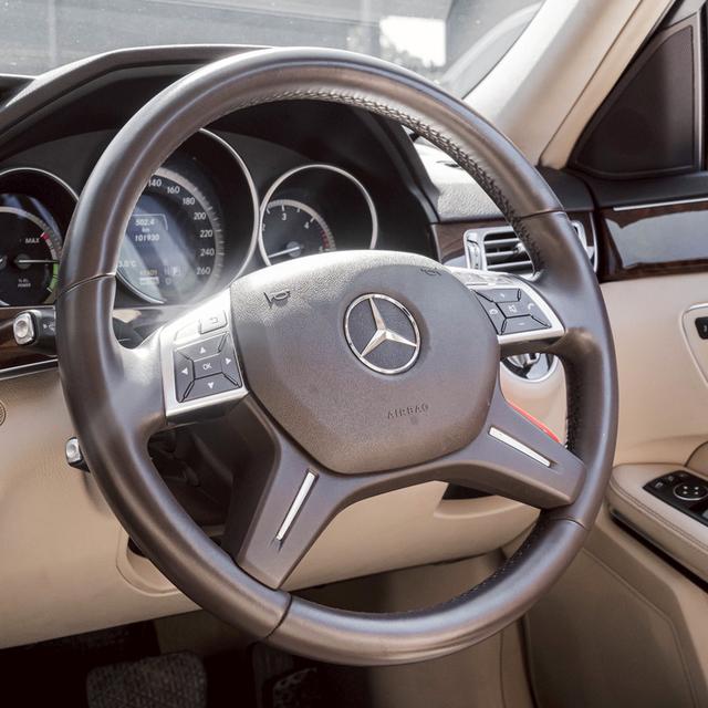 รหัสรถ 67GG9027 🚘 #MercedesBenz #E300 BlueTEC HYBRID📍 ปี 2014 5