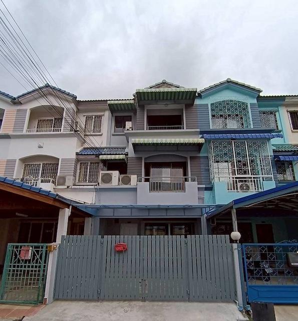 ให้เช่าทาวน์เฮ้าส์ 3 ชั้น 20 ตร.ว. หมู่บ้านกลางเมือง พระราม 9 ซอย 43 ใกล้ The Nine 1
