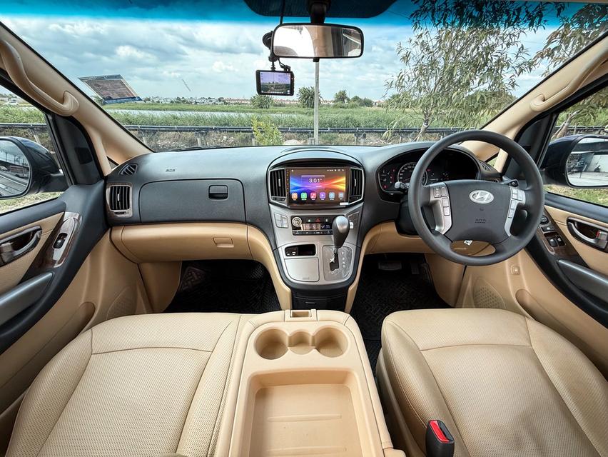 Hyundai H1 2.4Elite ปี24 9