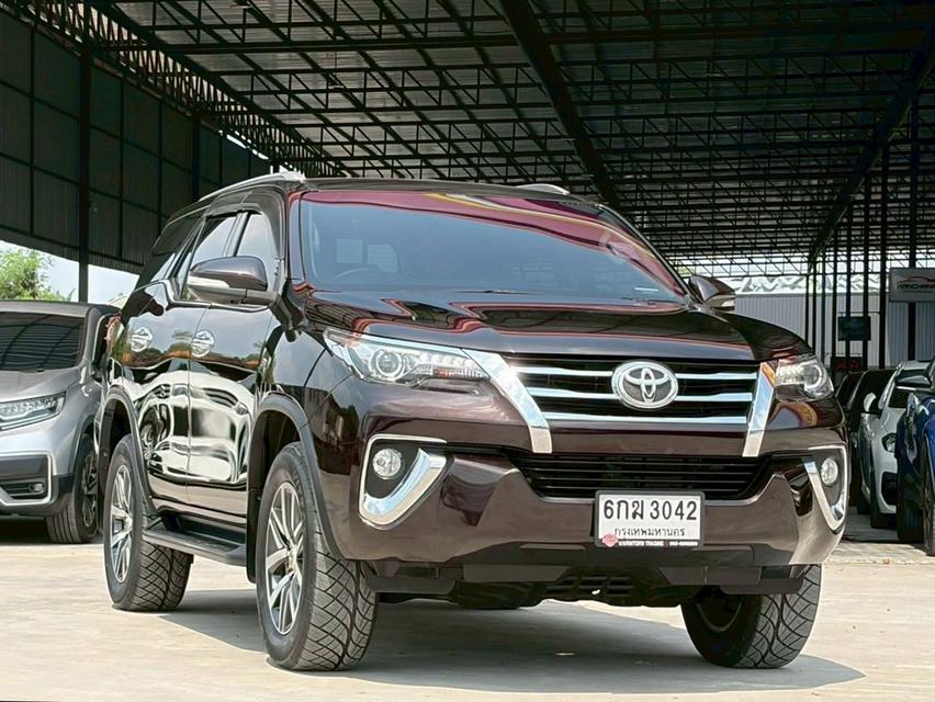 ปี 2017 TOYOTA FORTUNER, 2.4 V โฉม ปี15-ปัจจุบัน รูปที่ 2