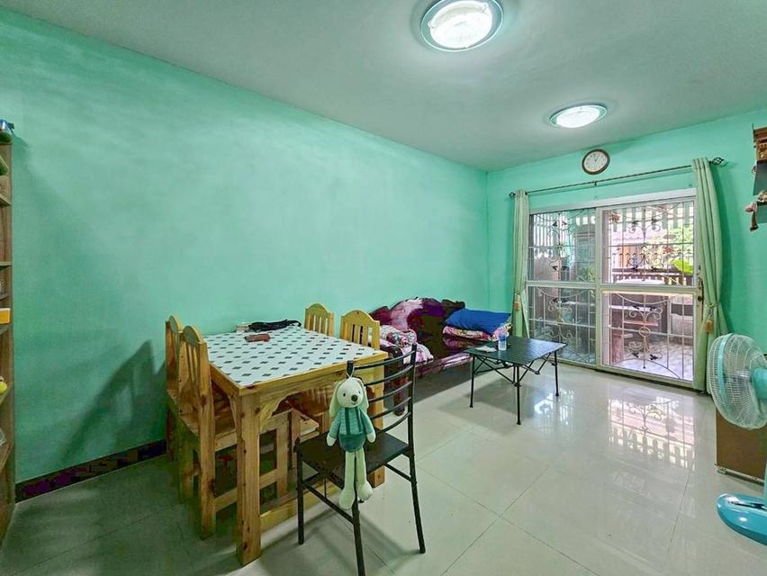 ขายทาวน์เฮ้าส์มือสองนนทบุรี โครงการ พฤกษาวิลล์22 พระราม5-2 (Pruksa Ville 22 Rama 5-2) เนื้อที่กว้าง 17.40 ตร.ว. ใกล้จุดขึ้นทางด่วนพระราม7 4