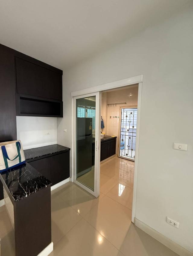 บ้านจัดสรรค์โครงการดิเออบาน่า 5