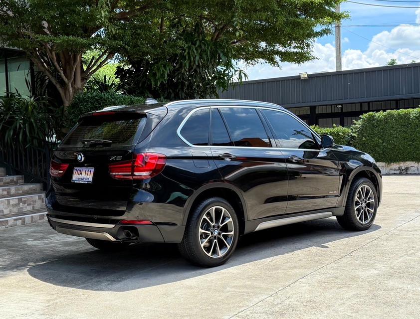 2017 BMW X5 ดีเซล B47 รถสภาพสวยสมบูรณ์ พร้อมใช้งาน รถวิ่งน้อย เข้าศูนย์ทุกระยะ ไม่เคยมีอุบัติเหตุครับ 3