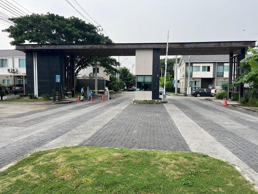 ทาวน์เฮาส์หลังกลาง หมู่บ้านพฤกษาหนองจอก-สุวินทวงศ์ 11