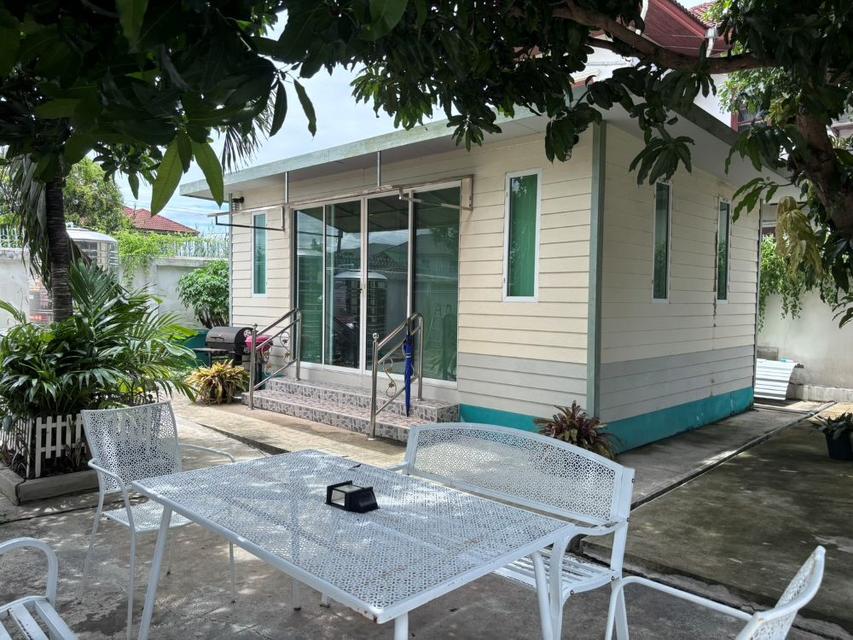 ขายบ้านเดี่ยว 2 ชั้น หมู่บ้านพัฒนาชุมชนเปรมวดี พุทธมณฑลสาย 3 พร้อมเรือนรับรอง แปลงสวย ทำเลดี 3