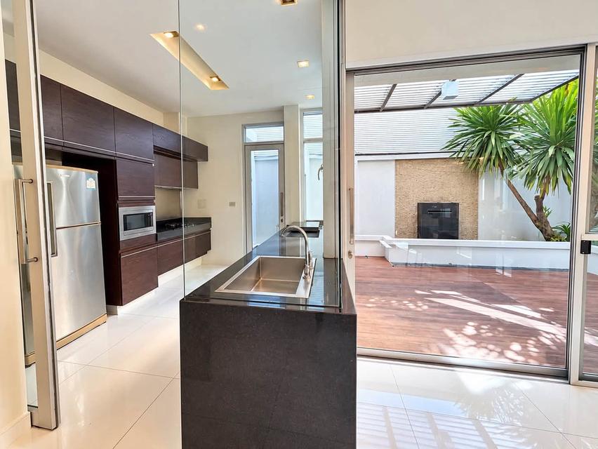 ให้เช่า Townhome 3 ชั้น  The Landmark Residence รัชดา-ลาดพร้าว ตกแต่งพร้อมเข้าอยู่ 14