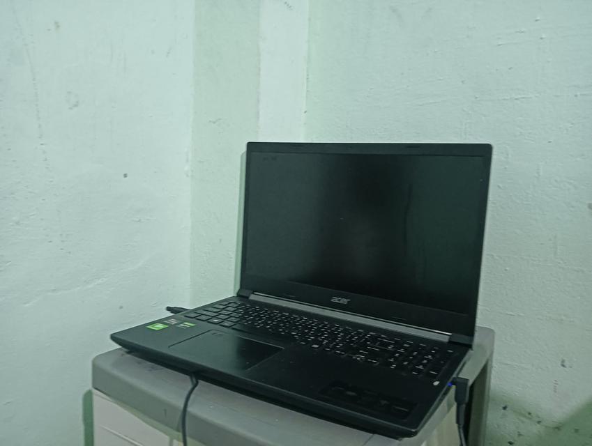 Acer Aspire 7 A715-42g