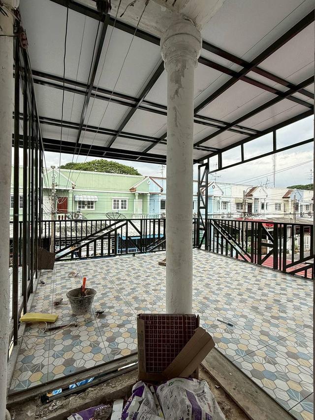 หมู่บ้านอมาตย์วิลล่า 10