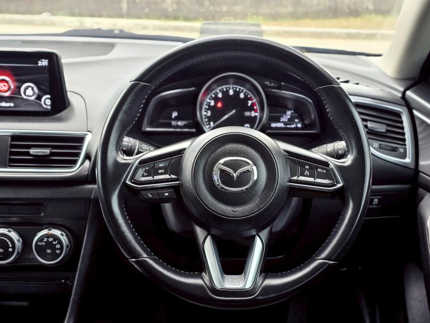 รหัสรถ CBLX3521 ✨ MAZDA3 2.0S Sport ปี 2017 (จด 2018) 13