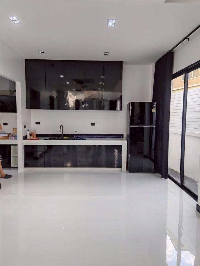 บ้านเดี่ยวใหม่ 3 ชั้น — Minimal Luxury บ้านใหม่ไม่เคยมีผู้อยู่อาศัย Town in Town (เลียบด่วน) 4