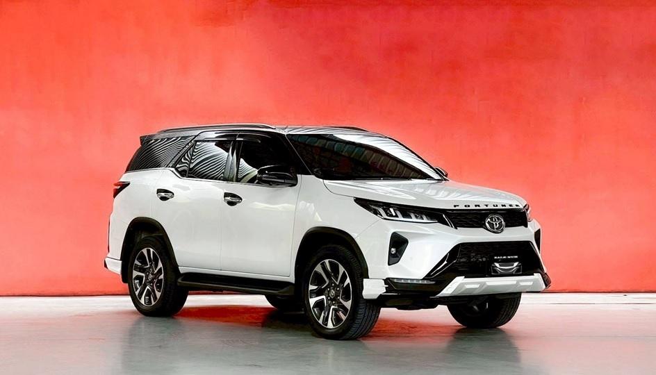 TOYOTA FORTUNER 2.4 LEGENDER 4WD A/T 2021  3
