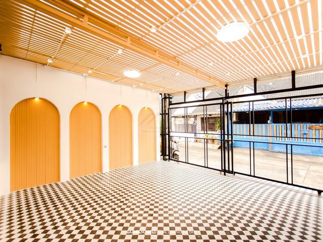 ขายทาวน์เฮ้าส์ 1.5 ชั้น 22.5 ตร.วา หมู่บ้านทอรุ้ง นวมินทร์ 111 รีโนเวทใหม่ทั้งหลัง สไตล์น่ารัก มีชั้นใต้หลังคา พร้อมครัว 3