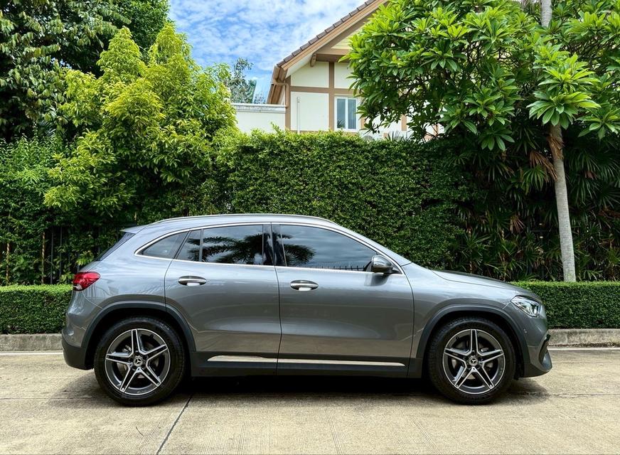 รหัสรถ CH8585 MERCEDES BENZ GLA200 AMG AT 21 จด 22 8