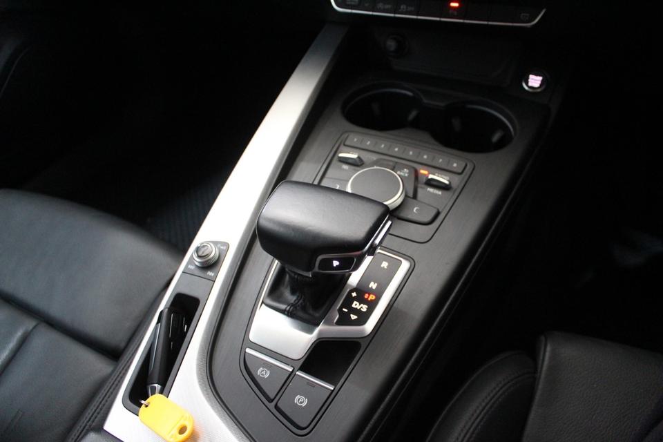 รหัสรถ JRS4994 Audi A4 40 TFSI 2017 มือเดียวสวยๆ รูปที่ 9