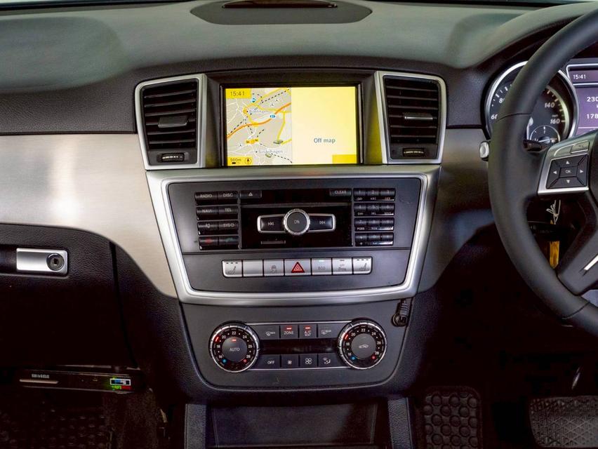 MERCEDES BENZ ML250 BLUETEC CDI ปี 2012 12