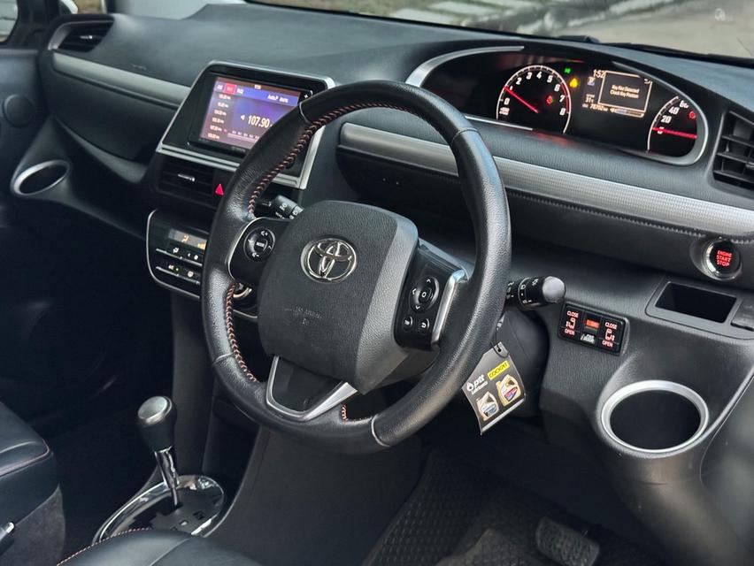 รหัสรถ AVA3567 🇯🇵 Toyota Sienta 1.5 V CVT 2018 ตัว Top 7 ที่นั่ง ใช้งานน้อย 7 หมื่นโล ประวัติครบ