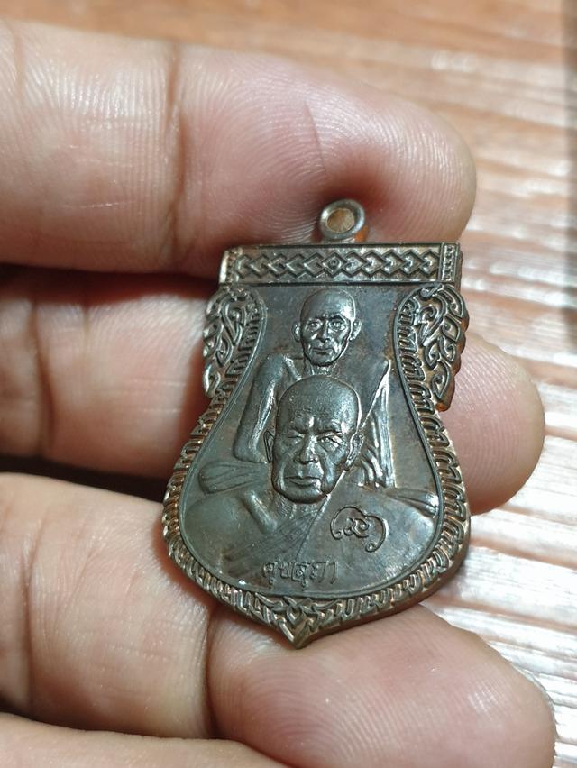 เหรียญเสมาพุทธซ้อนหลวงปู่ศุขปากคลองมะขามเฒ่า หลวงพ่อสุภากันตสิโล อริยสงฆ์ 5 แผ่นดินปี 55 เนื้อนวโลหะพบเจอน้อย รูปที่ 5