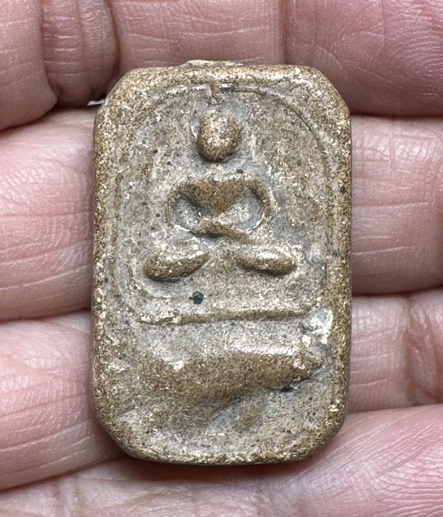 พระเนื้อดิน องค์ละ 800 14