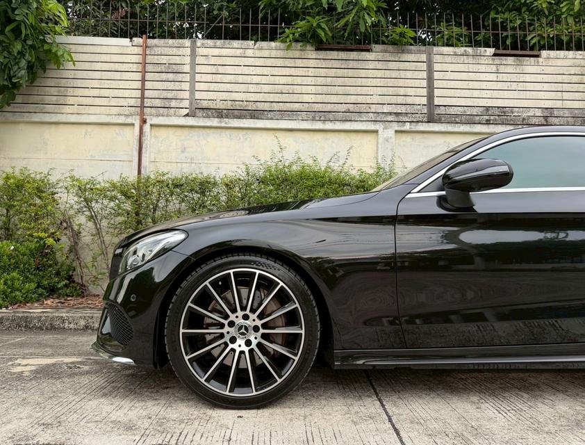รหัสรถ AP299 🎱 Mercedes-Benz C250 Coupe AMG สีดำ เบาะแดง ปี 2018 รูปที่ 18