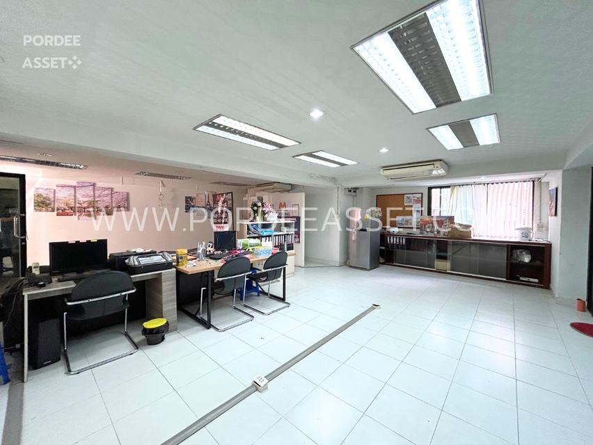 คอนโด ทวินทาวเวอร์ แจ้งวัฒนะ ขนาด 104.6 ตร.ม. ใกล้รถไฟฟ้าสายสีชมพู สถานีเมืองทองธานี ศูนย์ราชการแจ้งวัฒนะ เมืองทองธานี ปากเกร็ด นนทบุรี  4