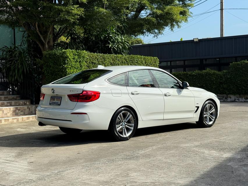 2018 BMW 320D GT SPORTLINE LCI รถมือเดียวออกป้ายแดง รถวิ่งน้อย เข้าศูนย์ทุกระยะ ไม่เคยมีอุบัติเหตุครับ
