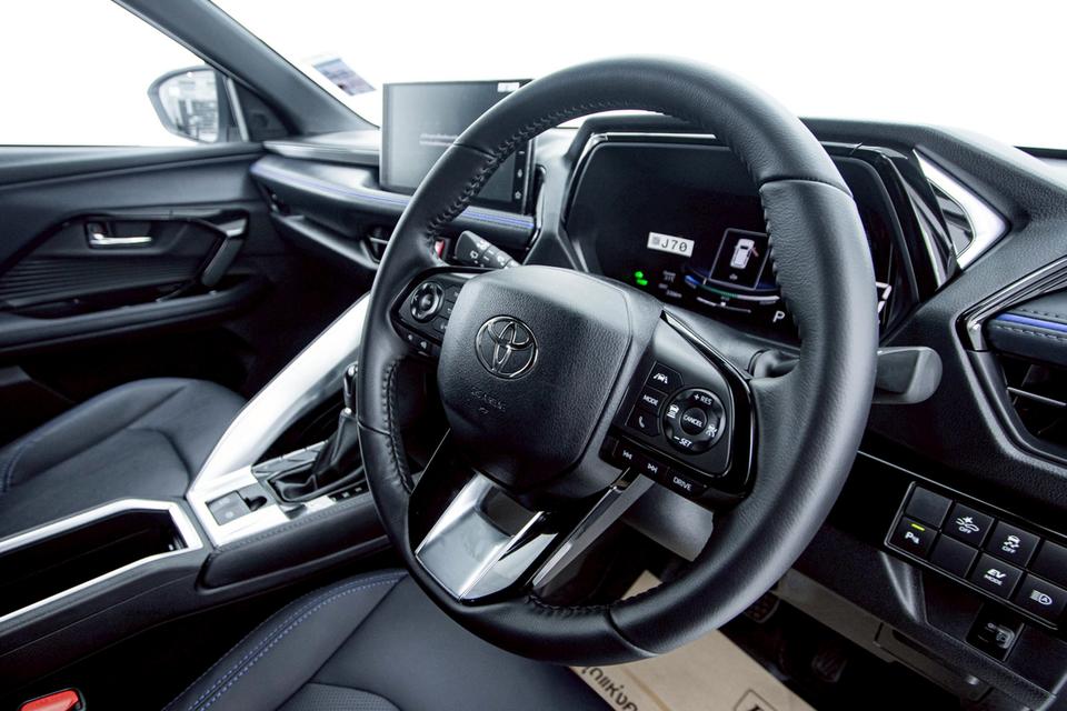TOYOTA YARIS CROSS 1.5 HEV PREMIUM 2025 9