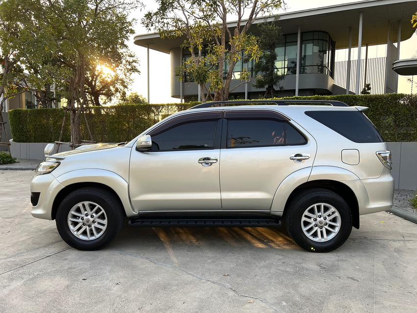 2013 FORTUNER Champ 2.5 G TOP AT รถบ้านดูแลดี จอแอนดรอย 3จอ รูปที่ 6