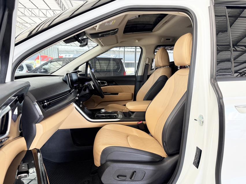 Kia Grand Carnival 2.2 SXL (ปี 2025) Wagon AT 12