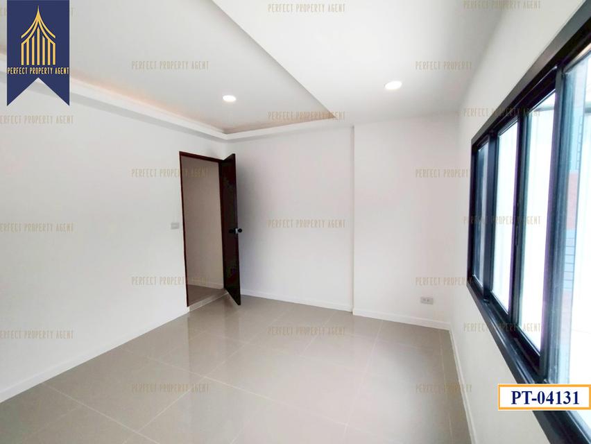 ขาย ทาวน์เฮ้าส์ 2 ชั้น รีโนเวทใหม่ทั้งหลัง สไตล์โมเดริ์นมินิมอล รามคำแหง สะพานสูง กรุงเทพ 20