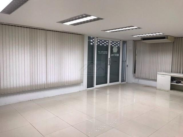 ให้เช่าสำนักงาน 5 ชั้น กว่า 500 ตรม. โครงการมินิ แอร์พอร์ต ออฟฟิศ (Mini Airport Office) ริมถนนวิภาวดีขาเข้า ตกแต่งพร้อมใ 7