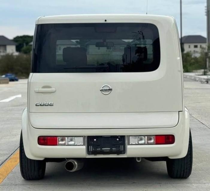 2011 Nissan Cube 4