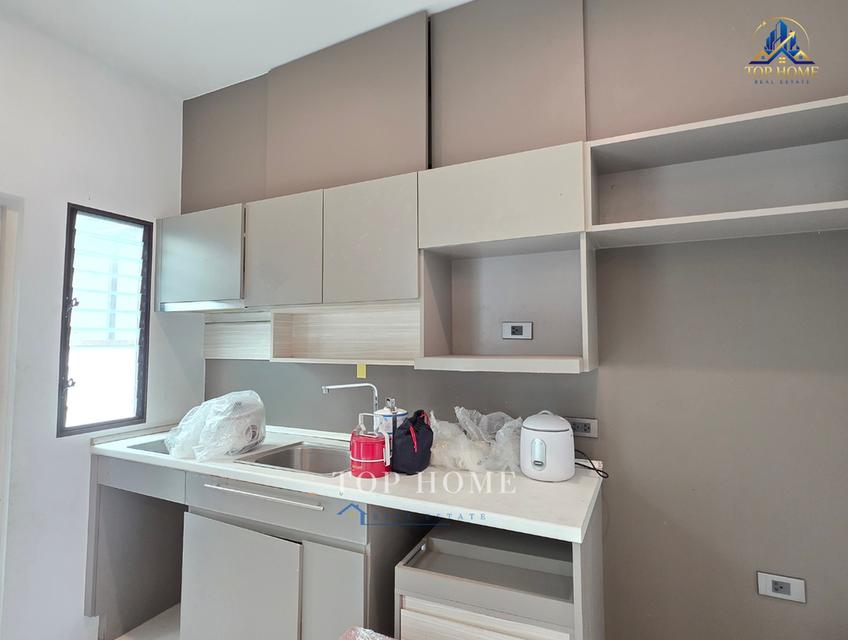 ขายด่วน  ทาวนฺโฮม 3 ชั้น  HI - END Style Modern หมู่บ้าน LANDMARK เอกมัย-รามอินทรา 11