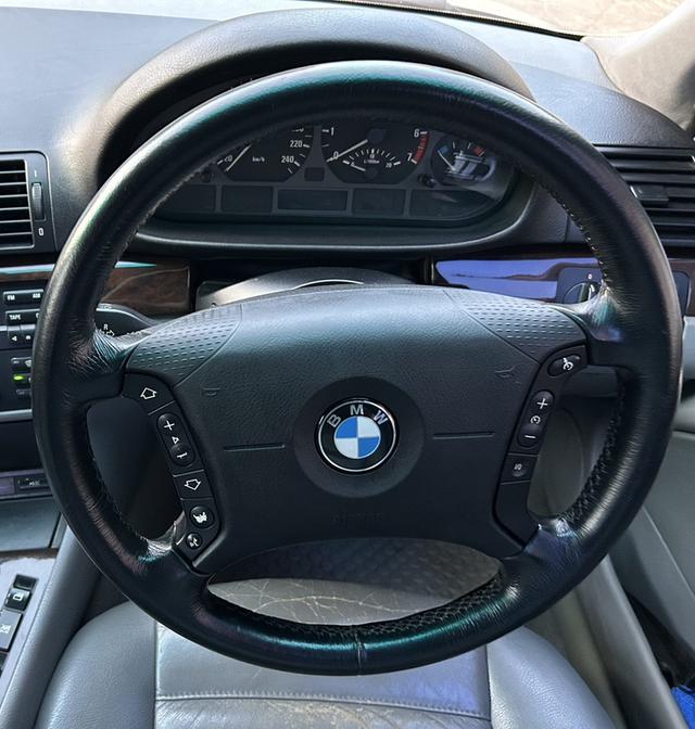 BMW M3 9