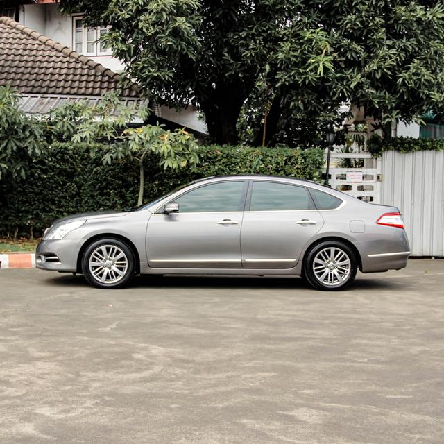 NISSAN TEANA 250 XV V6 ปี 2013