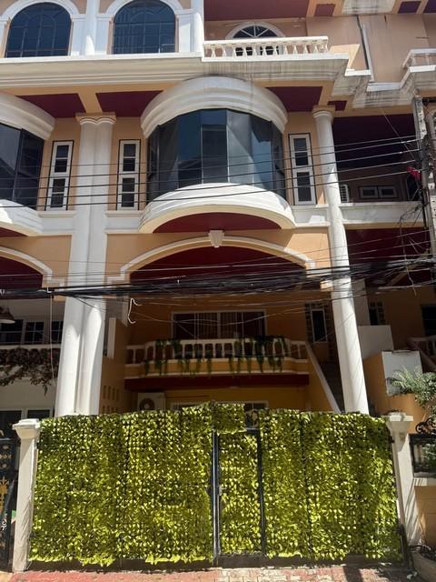 ให้เช่าทาวน์เฮ้าส์ 5 ชั้น 400 ตรม. 5 ห้องนอน โครงการ ทองหล่อ คลาสสิคโฮม ซอยทองหล่อ 25 เหมาะทำ Home Office, Airbnb 1