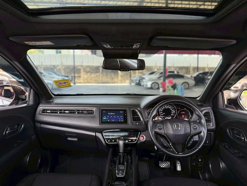 Honda HRV 1.8RS ปี19 10