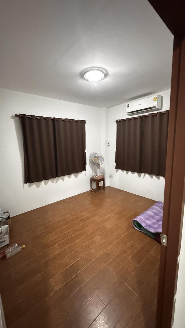 ทาวน์เฮาส์แฝดสไตล์บ้านเดี่ยว 8