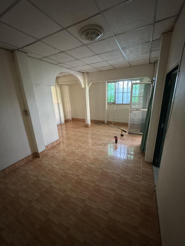 บ้านเดี่ยว ชั้นเดียว 2ห้องนอน 1ห้องน้ำ 1ครัว 1 โถง 10